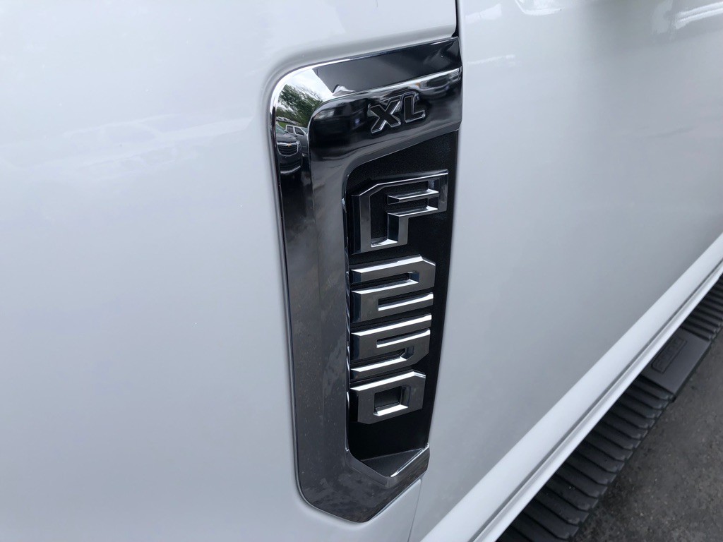 2022 Ford F-250 Image 12
