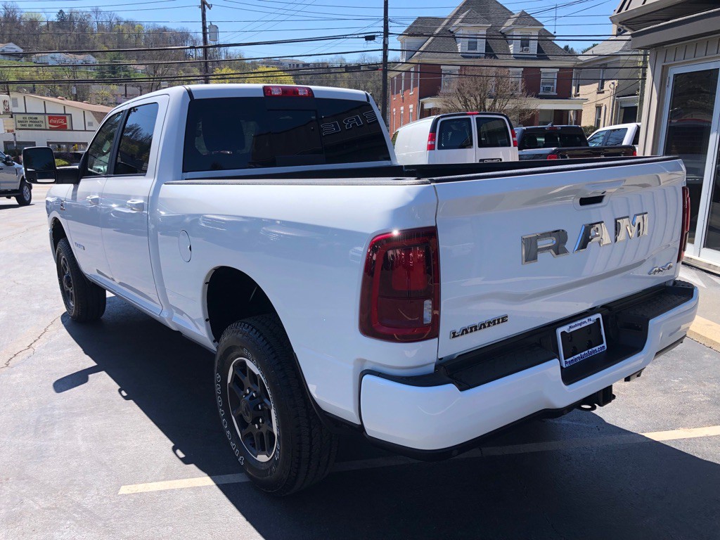 2026 RAM 2500 Image 3