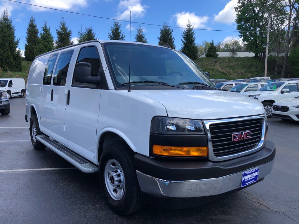 2024 GMC Savana Image 7