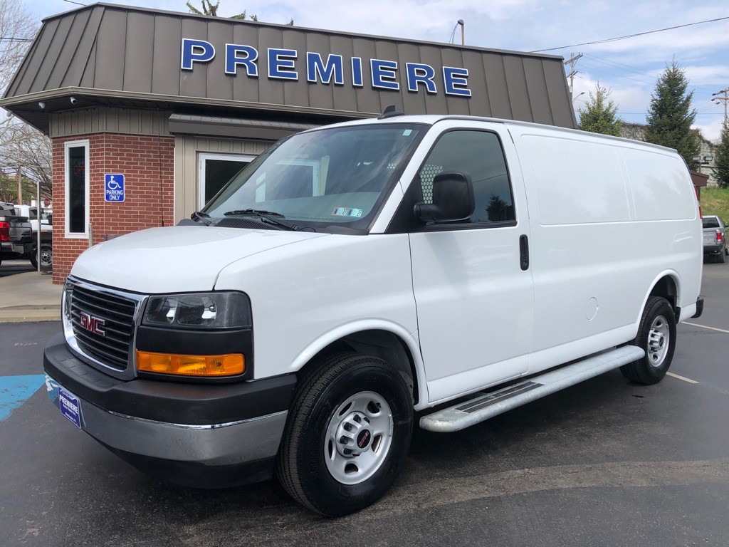 2024 GMC Savana Image 9