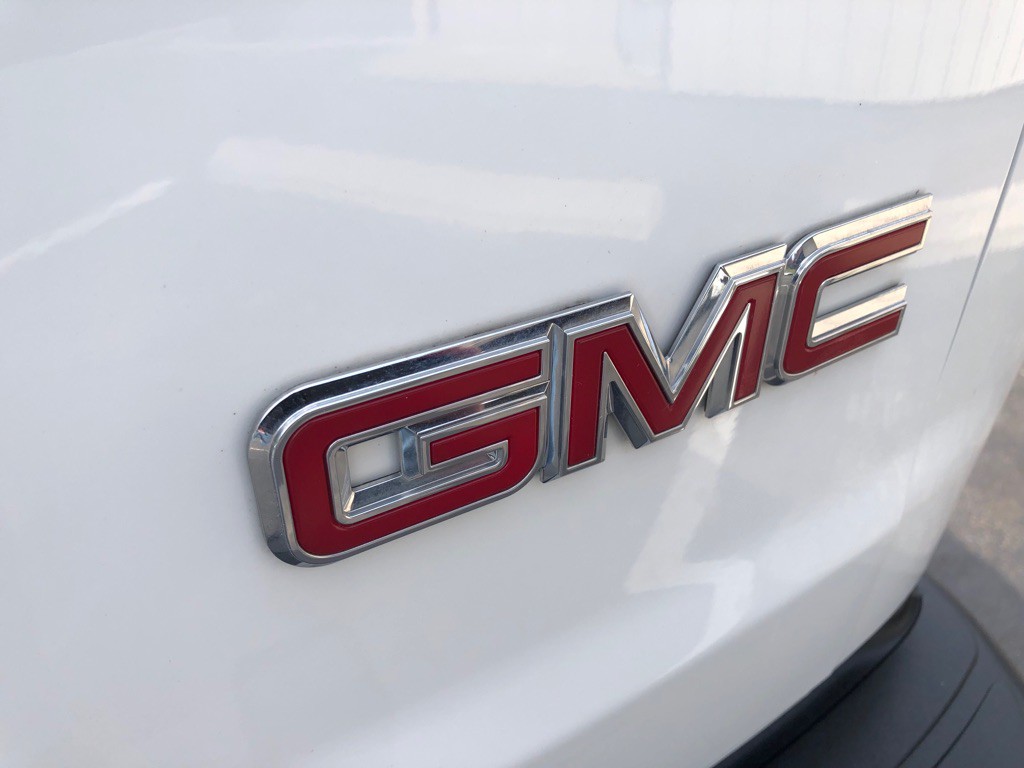 2024 GMC Savana Image 17