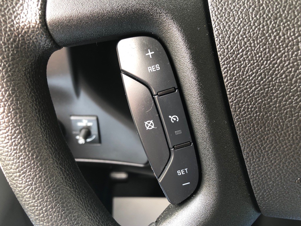 2024 GMC Savana Image 33