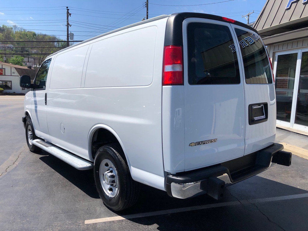 2024 Chevrolet Express Image 3
