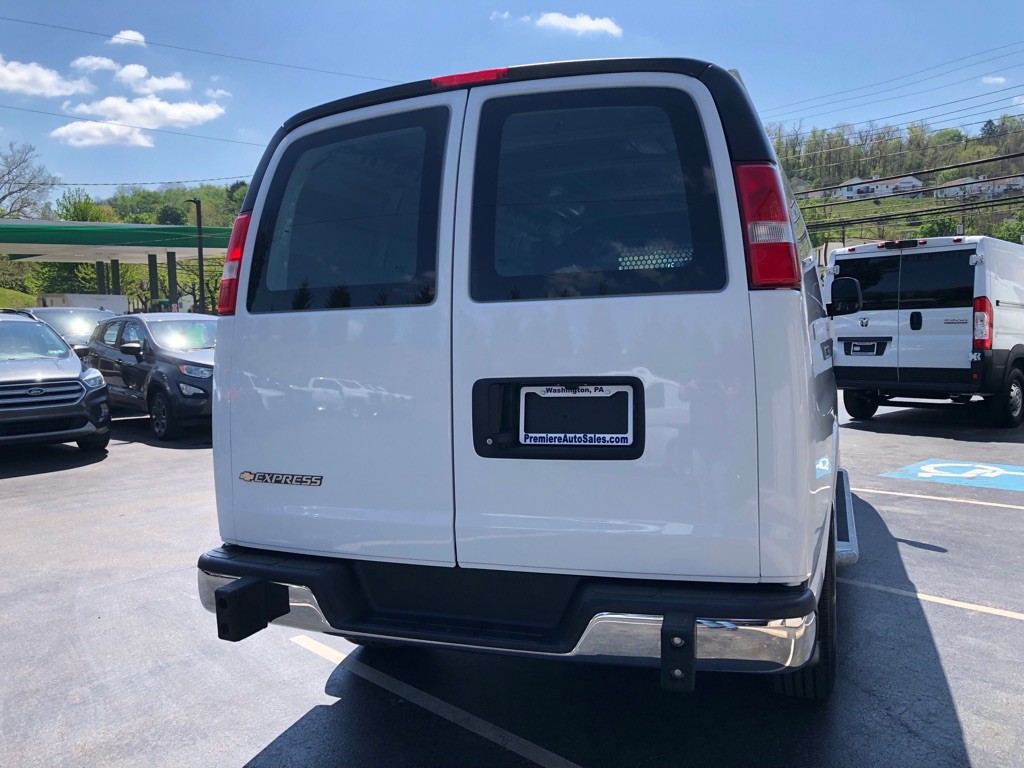 2024 Chevrolet Express Image 4