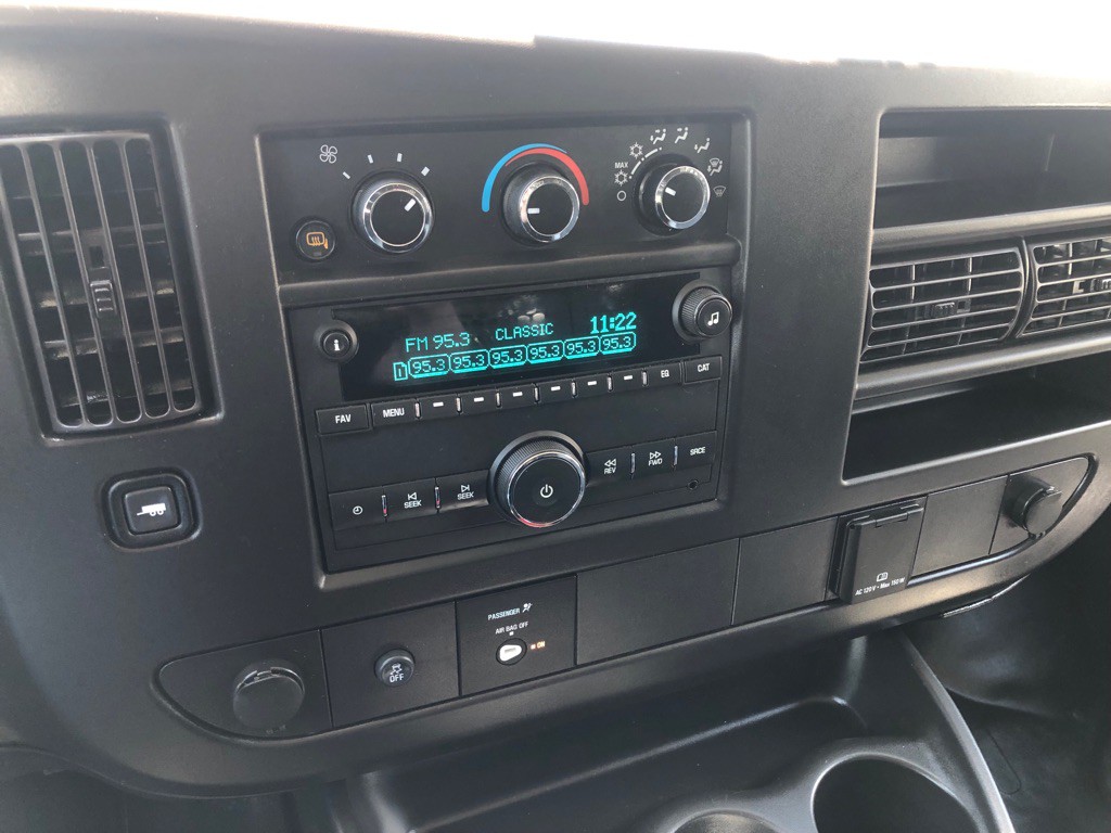 2024 Chevrolet Express Image 26
