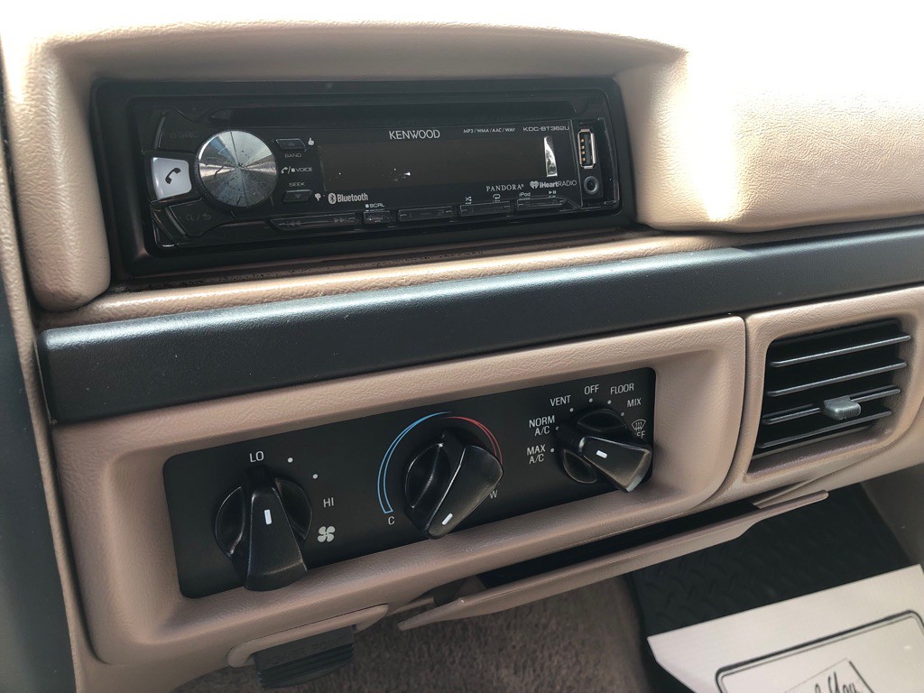 1996 Ford F-250 Image 35