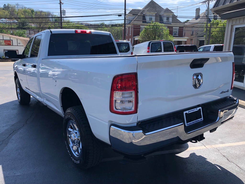 2022 RAM 2500 Image 3