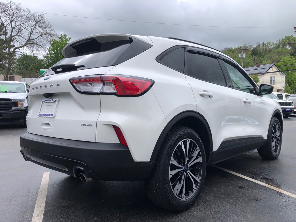 2022 Ford Escape Image 5