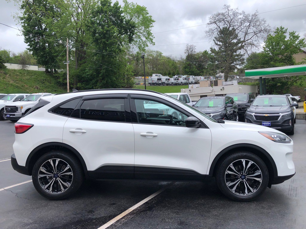 2022 Ford Escape Image 6