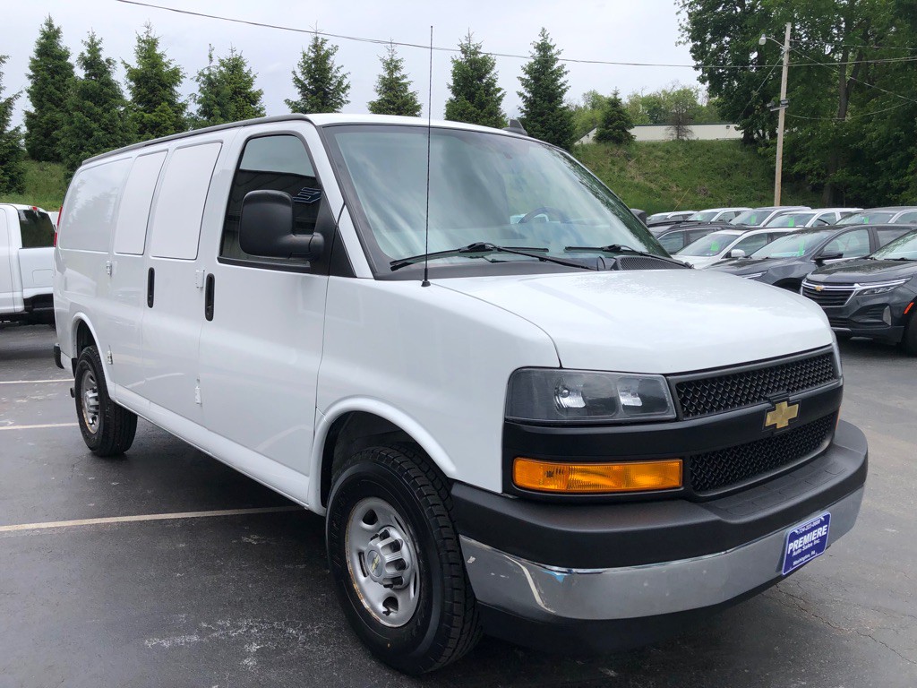 2021 Chevrolet Express Image 7