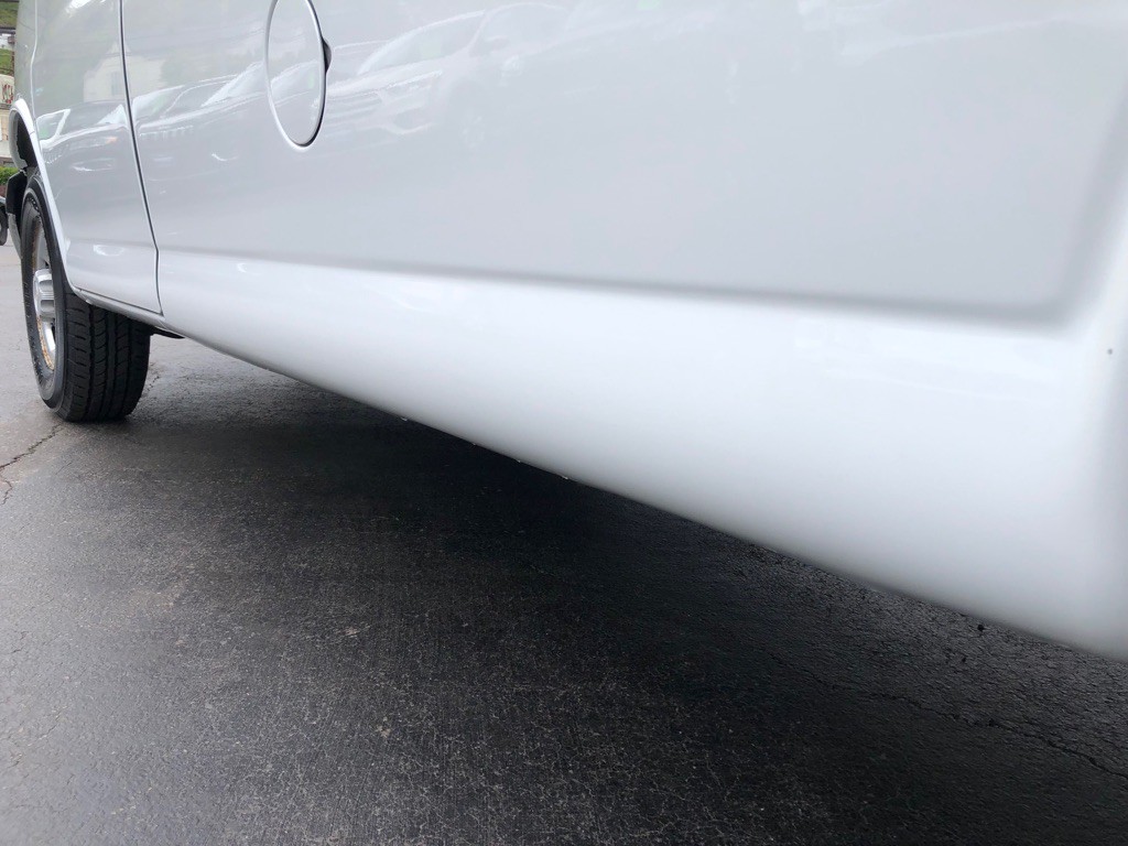 2021 Chevrolet Express Image 13