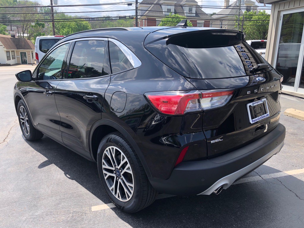 2020 Ford Escape Image 3