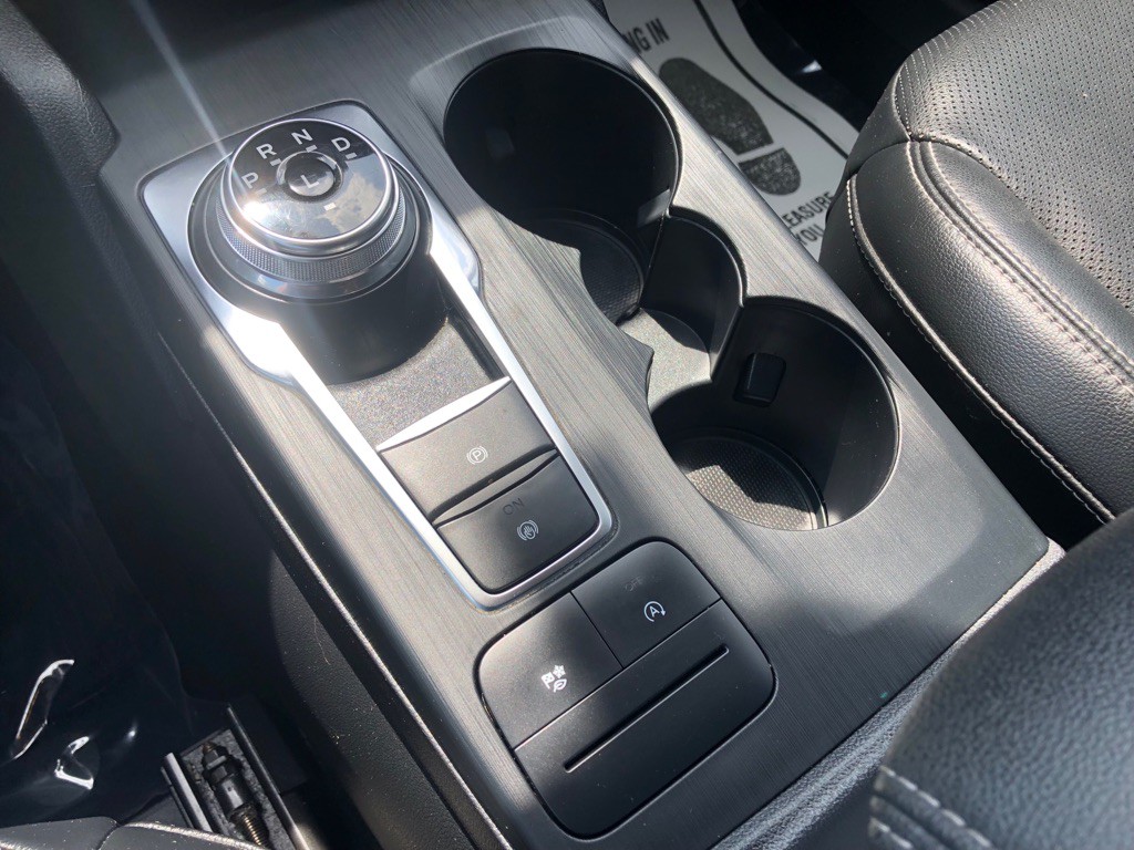 2020 Ford Escape Image 28