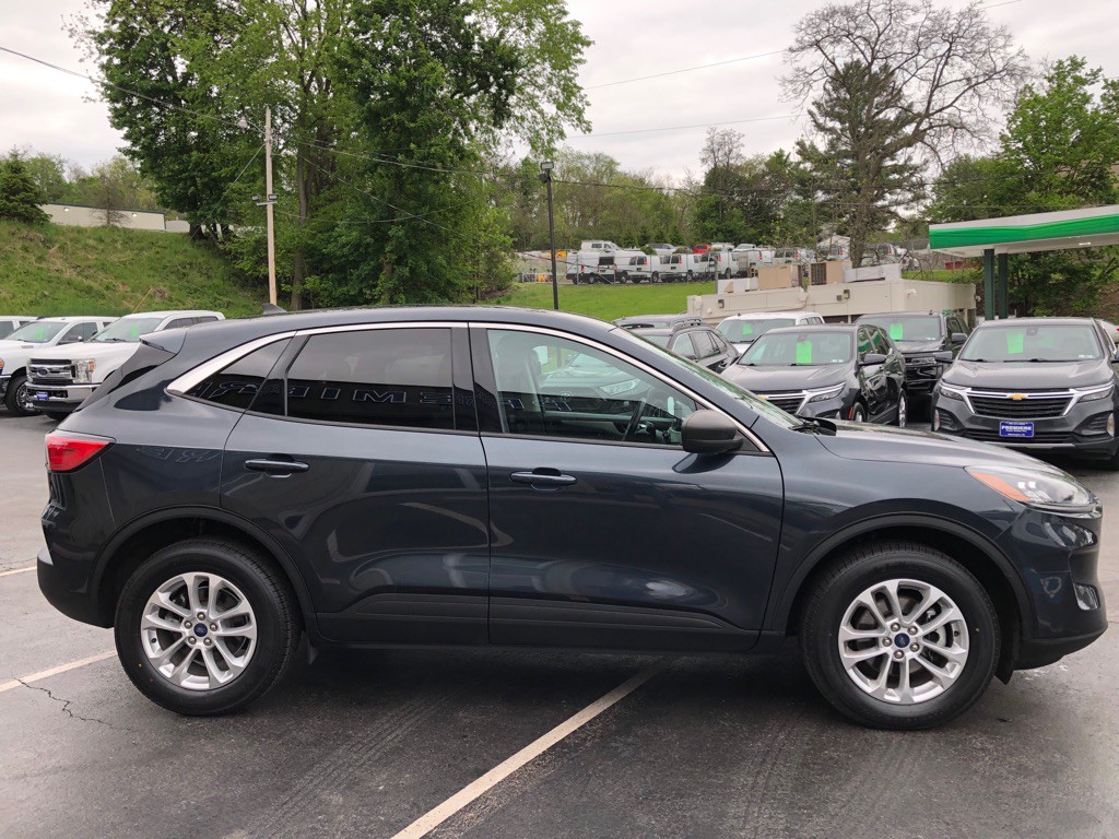 2022 Ford Escape Image 6