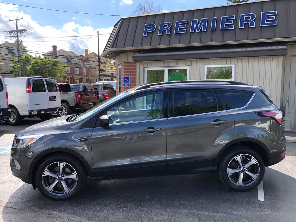 2017 Ford Escape Image 2