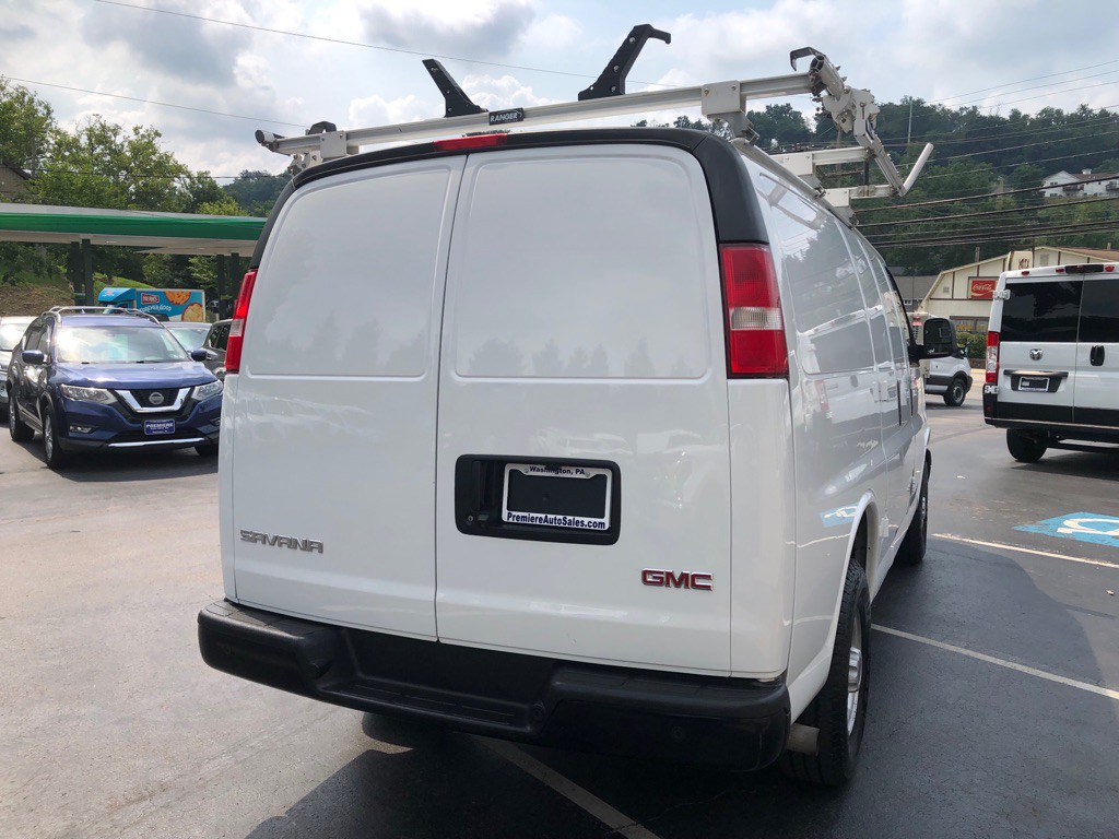2023 GMC Savana Image 5