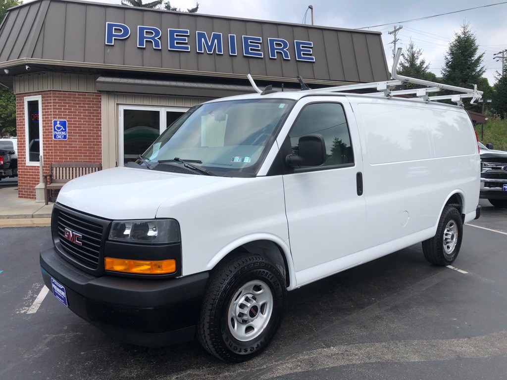 2023 GMC Savana Image 10