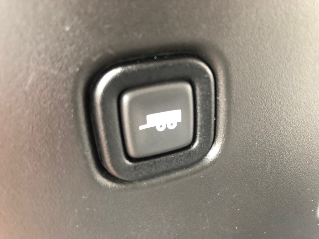 2023 GMC Savana Image 31