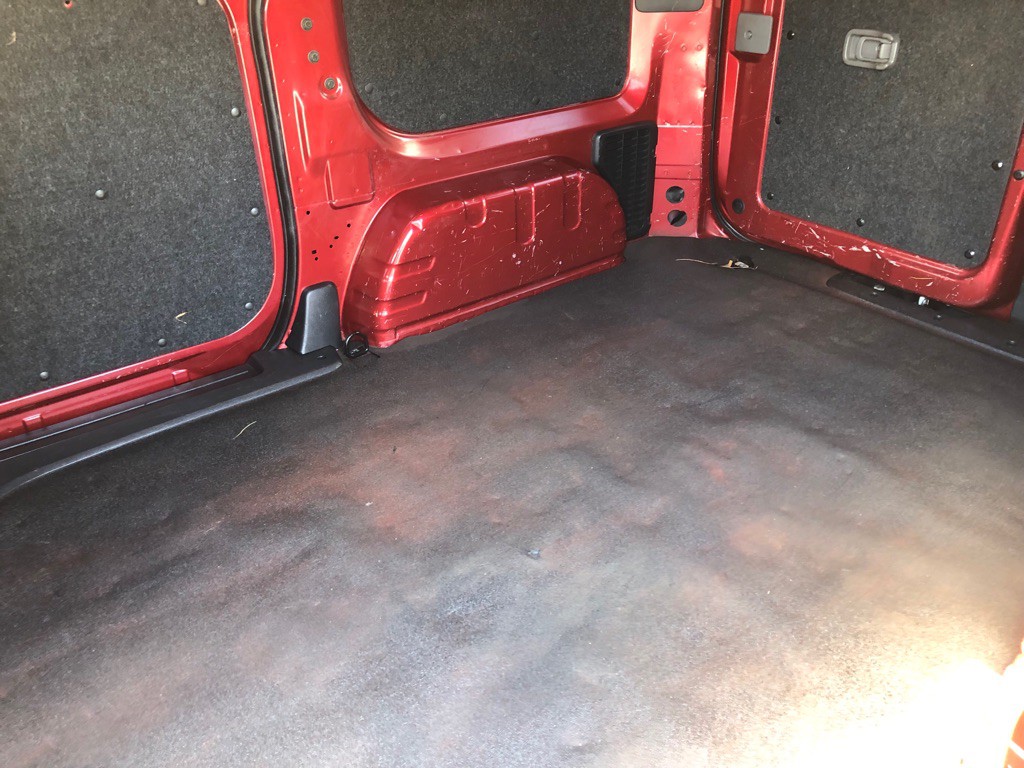 2018 Nissan NV200 Image 20