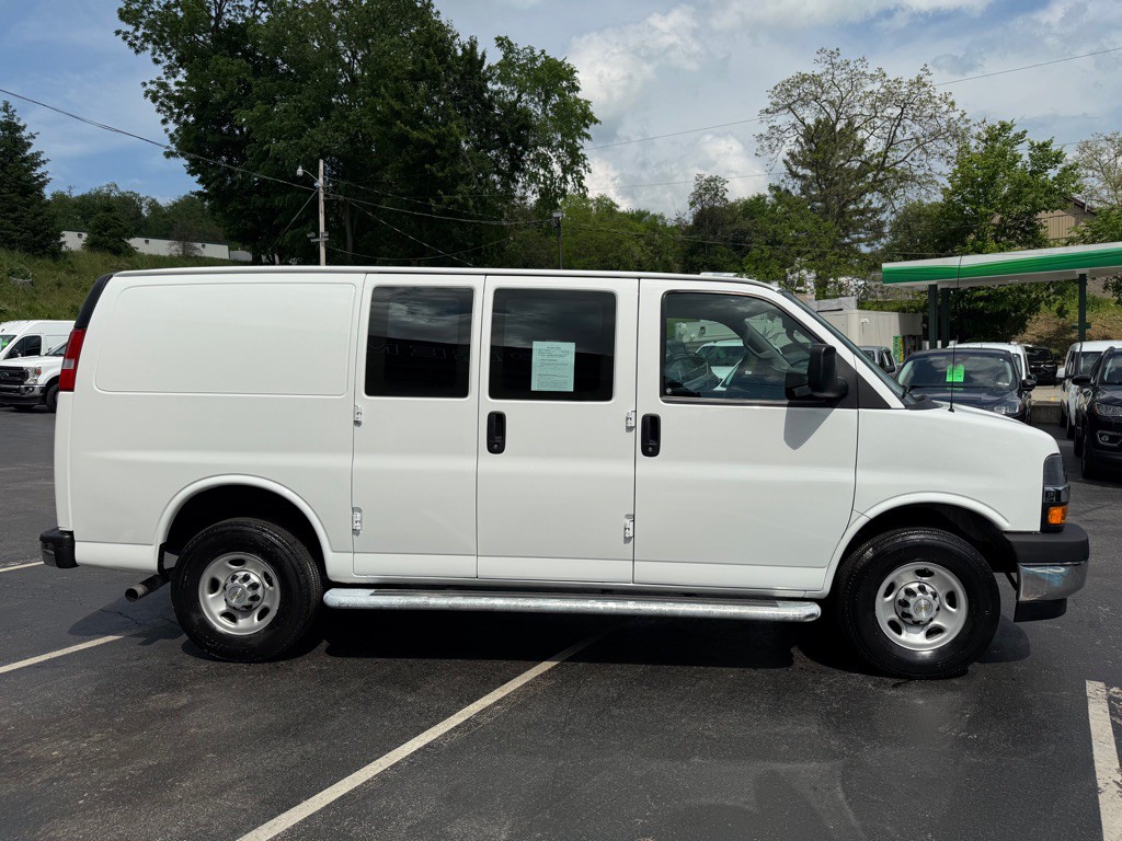2024 Chevrolet Express Image 8