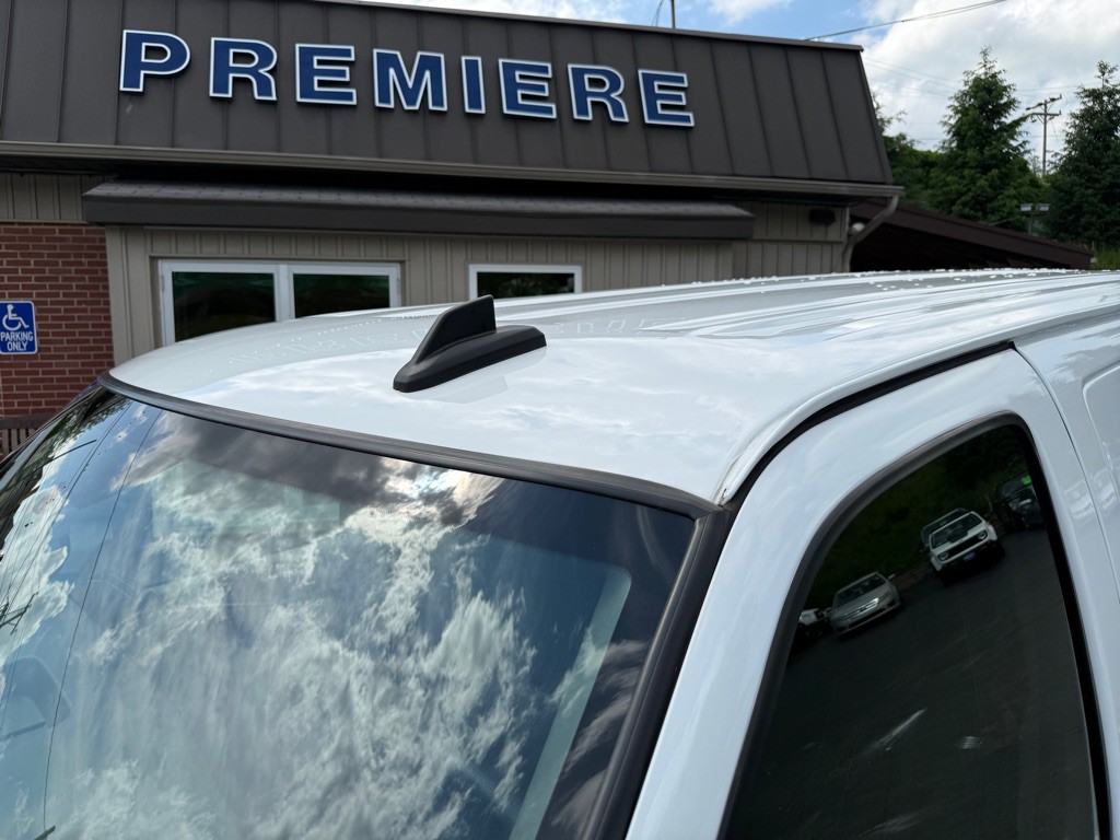 2024 Chevrolet Express Image 14