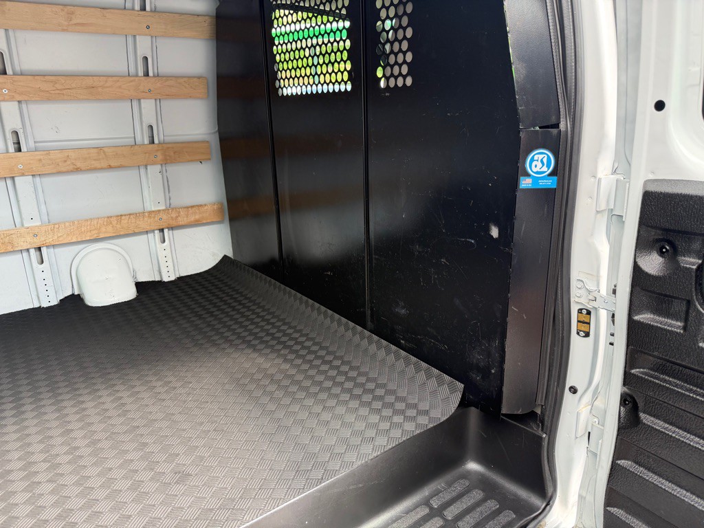 2024 Chevrolet Express Image 22