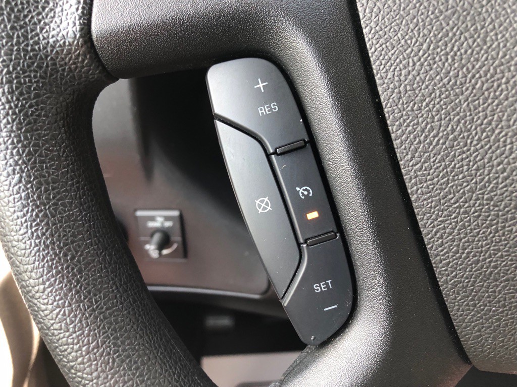 2024 GMC Savana Image 31