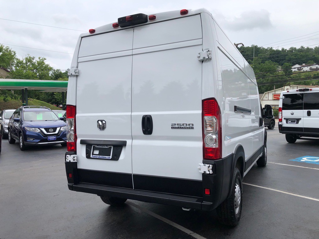 2024 RAM Promaster Image 5