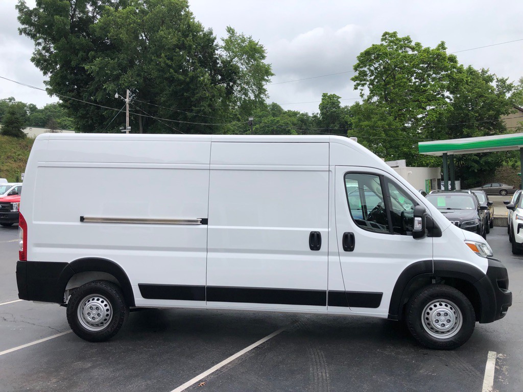 2024 RAM Promaster Image 7