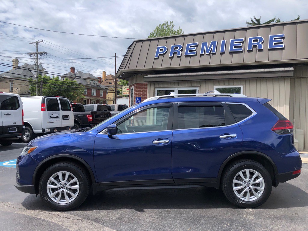 2019 Nissan Rogue Image 2