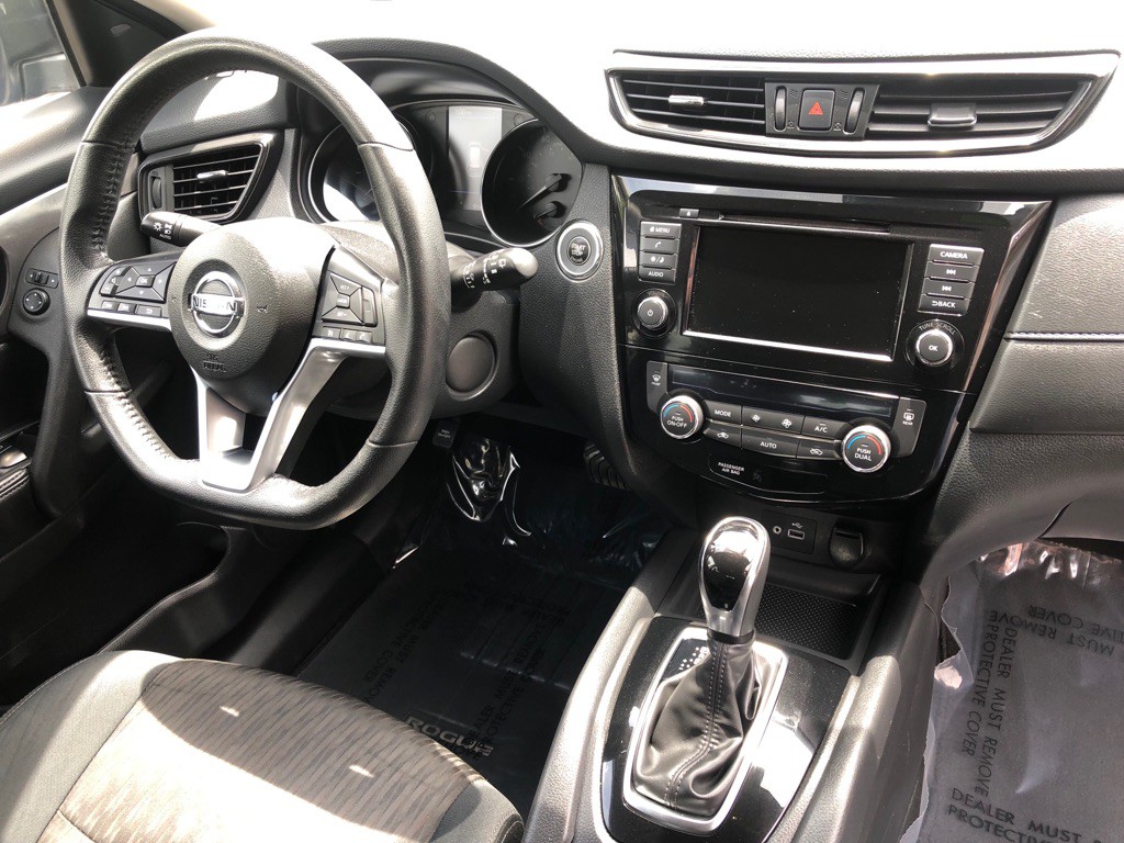 2019 Nissan Rogue Image 27