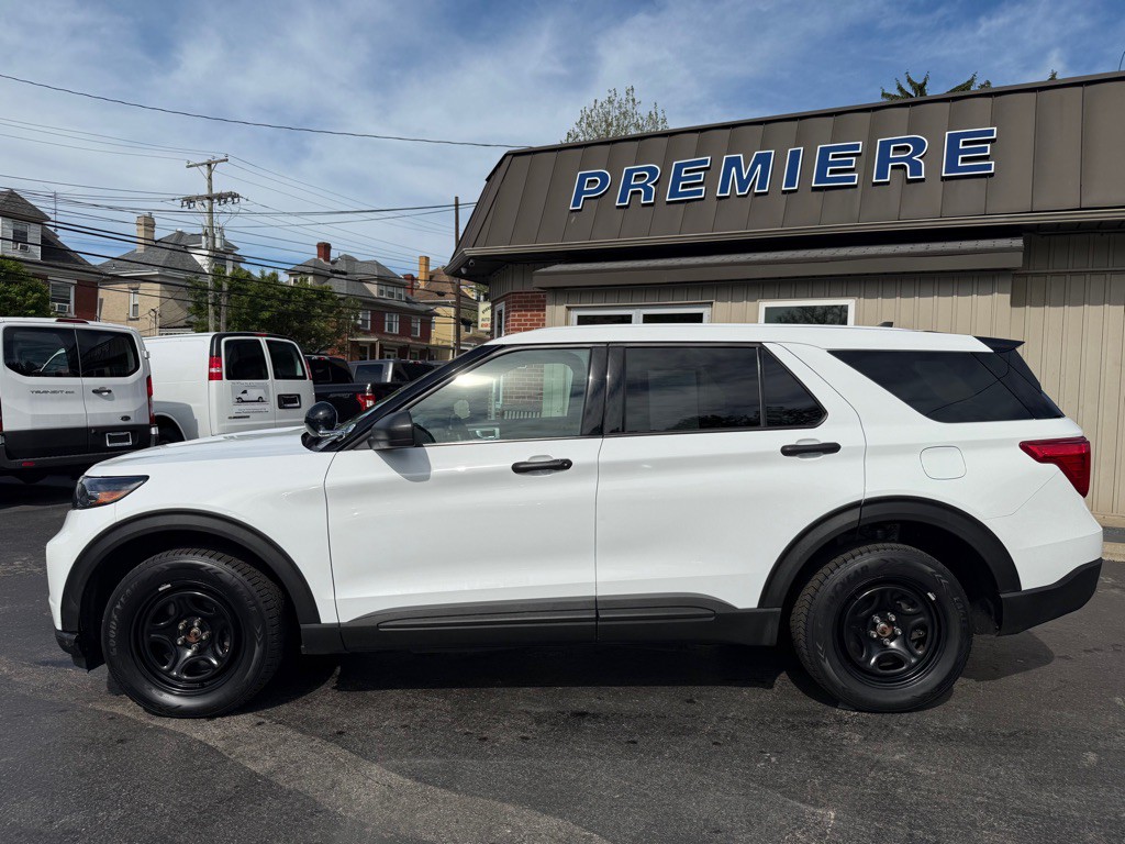 2021 Ford Explorer Image 3