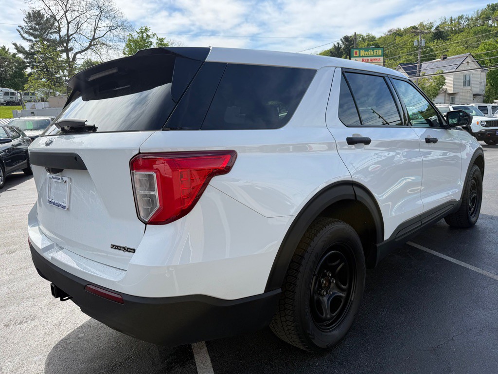 2021 Ford Explorer Image 6
