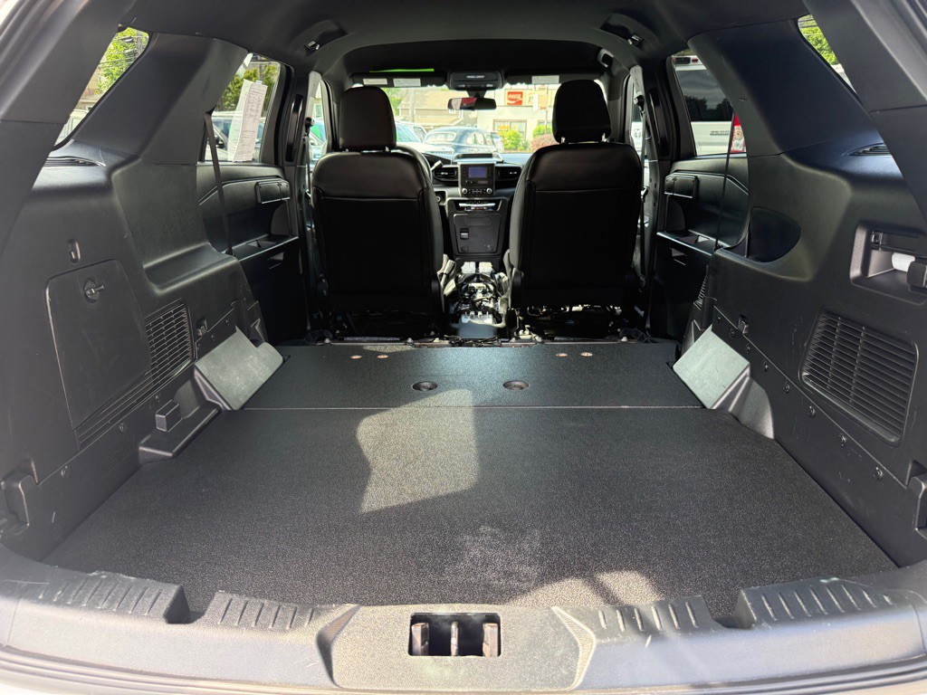 2021 Ford Explorer Image 21