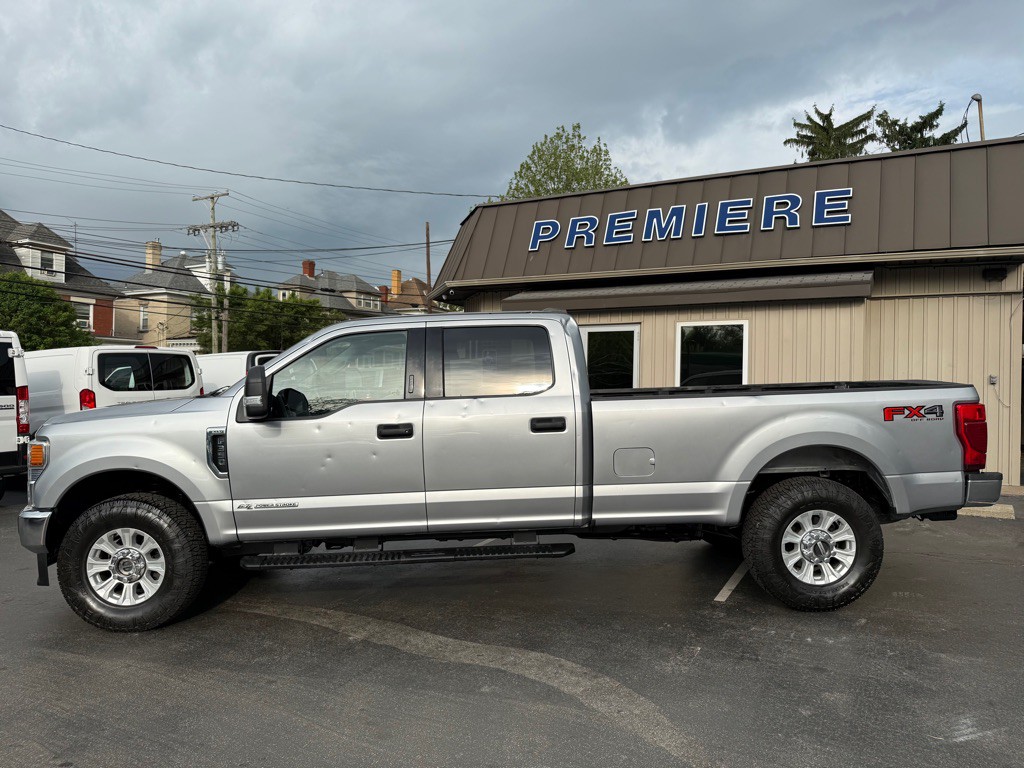 2022 Ford F-350 Image 2