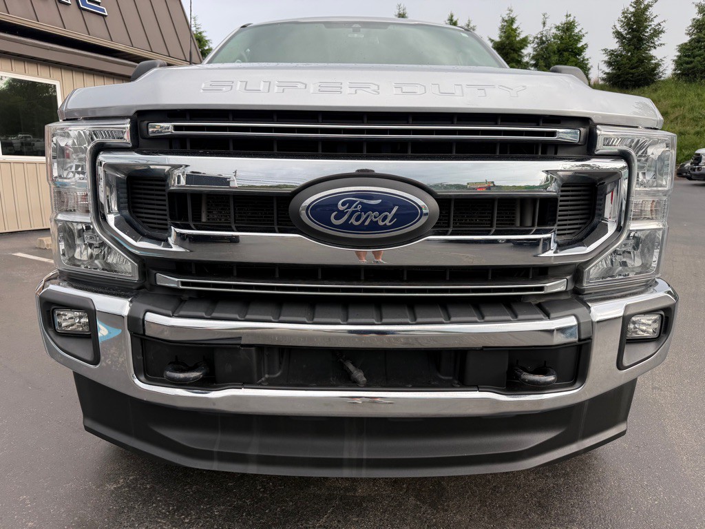 2022 Ford F-350 Image 8