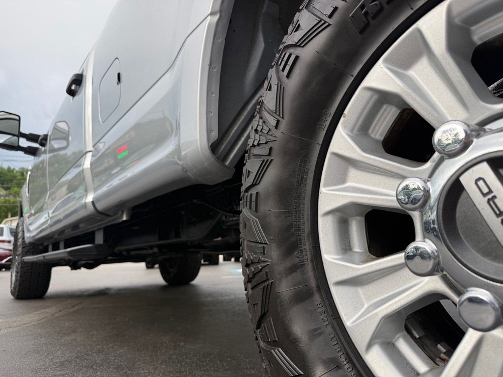 2022 Ford F-350 Image 15