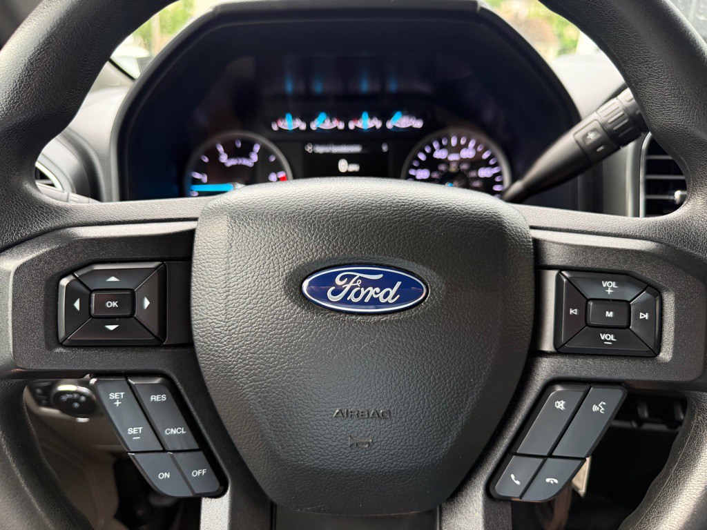 2022 Ford F-350 Image 28