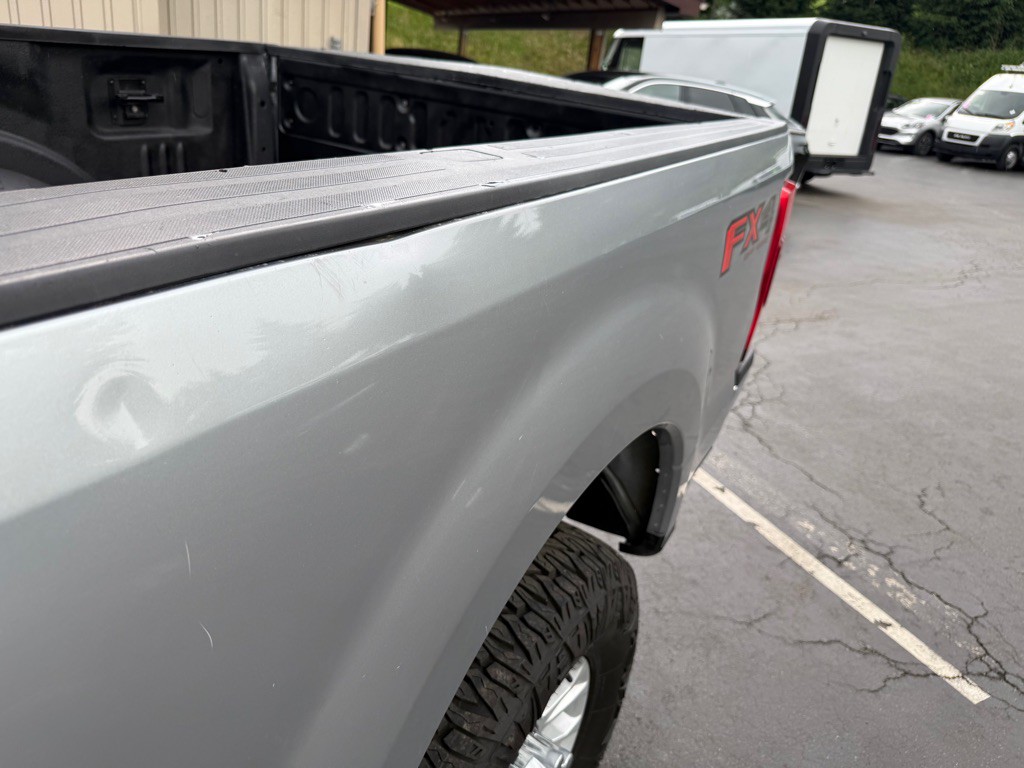 2022 Ford F-350 Image 37