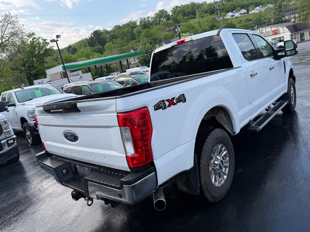 2018 Ford F-250 Image 2
