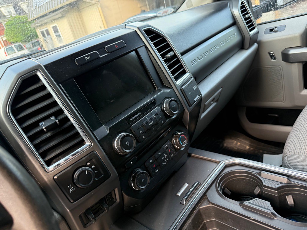 2018 Ford F-250 Image 5