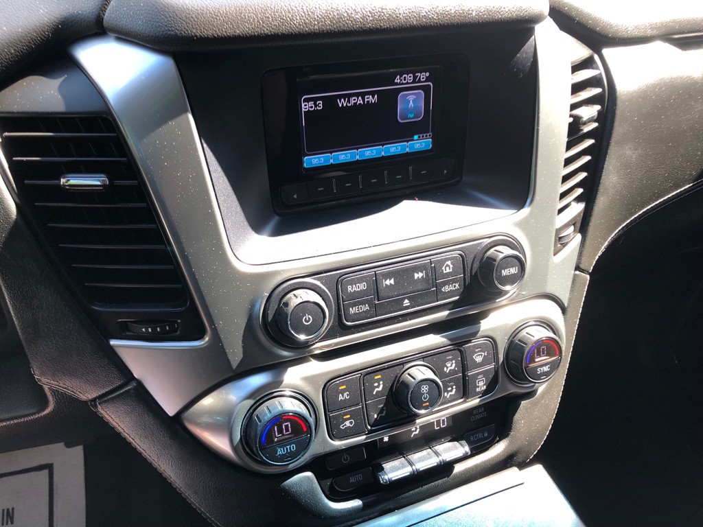 2017 Chevrolet Tahoe Image 28