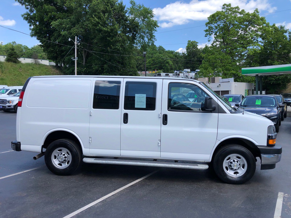 2024 Chevrolet Express Image 7