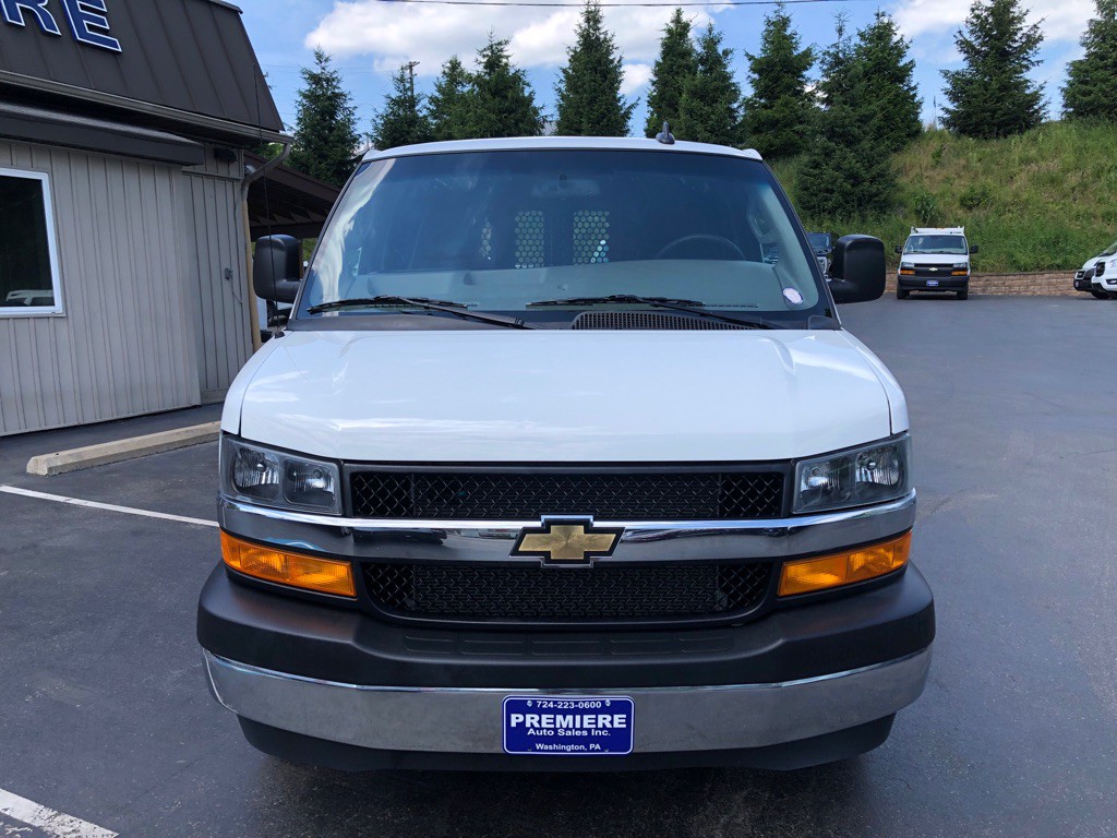 2024 Chevrolet Express Image 9