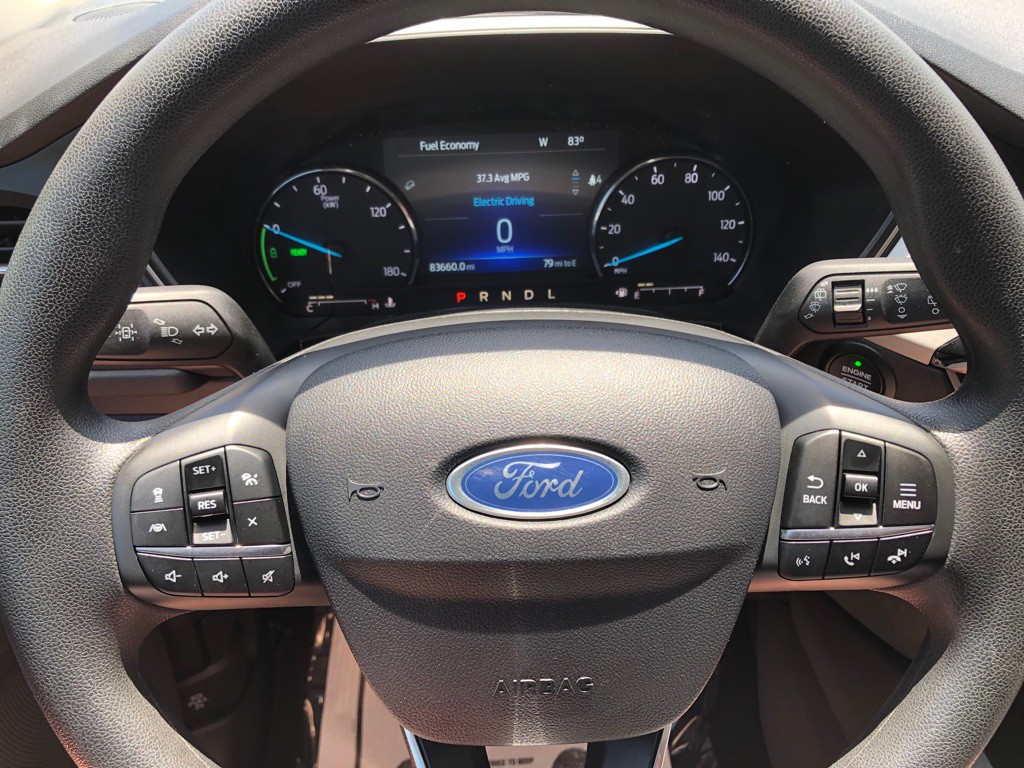2021 Ford Escape Image 32