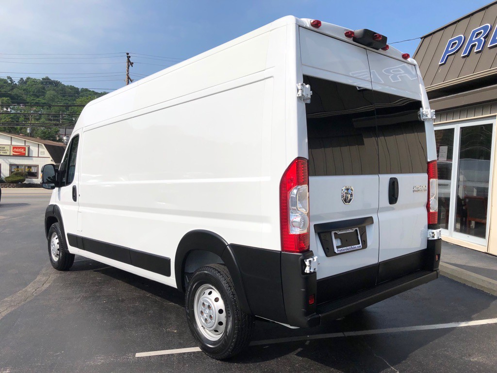 2023 RAM Promaster Image 4