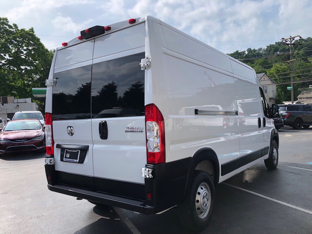 2023 RAM Promaster Image 6