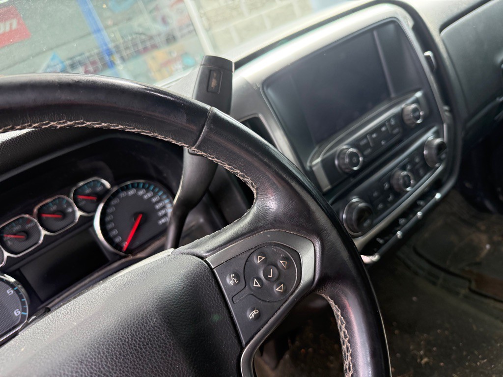 2017 Chevrolet Silverado 1500 Image 3