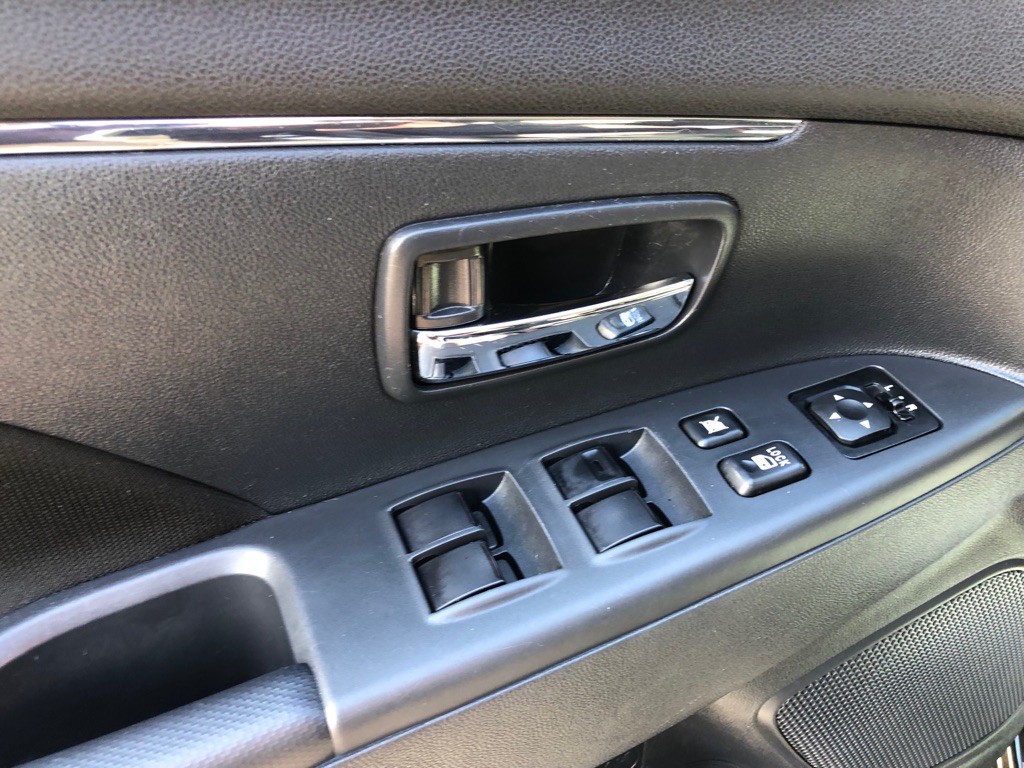 2022 Mitsubishi Outlander Image 18