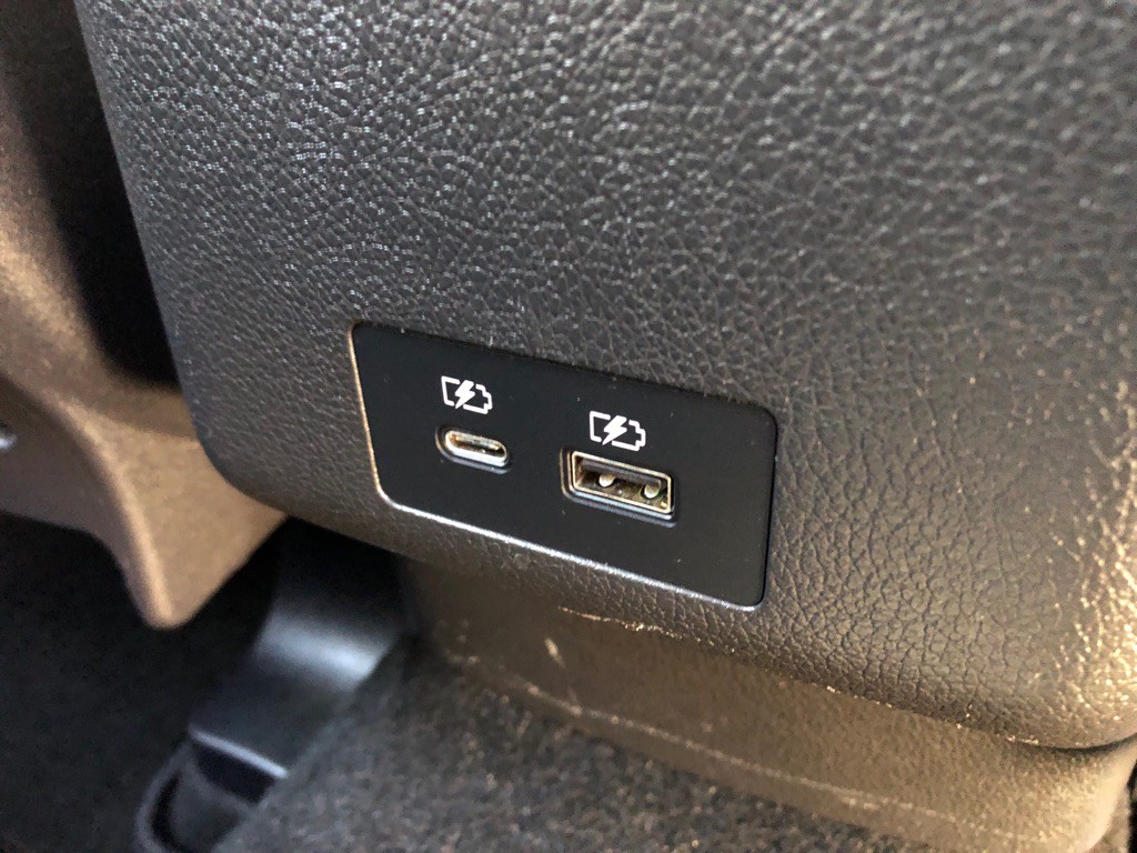 2022 Mitsubishi Outlander Image 24